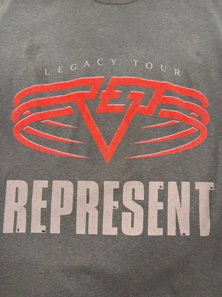 Тениска Represent черно