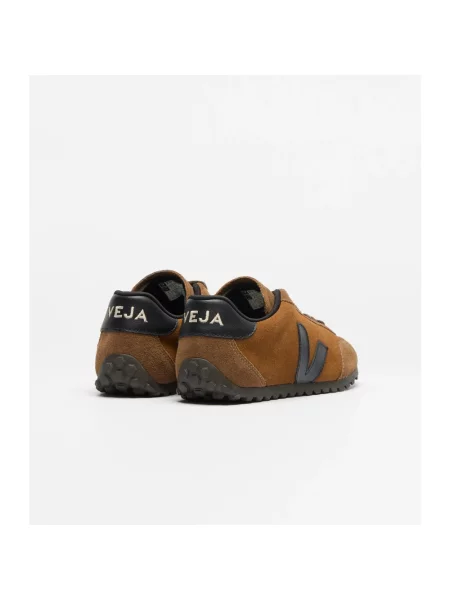 Sneakersy Veja zamszowe brązowe