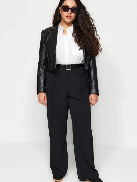 Pantaloni Trendyol negru