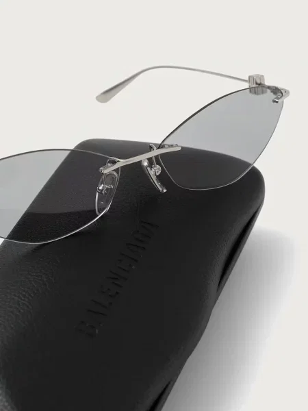Солнцезащитные очки Balenciaga