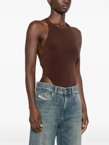 Body The Andamane maro