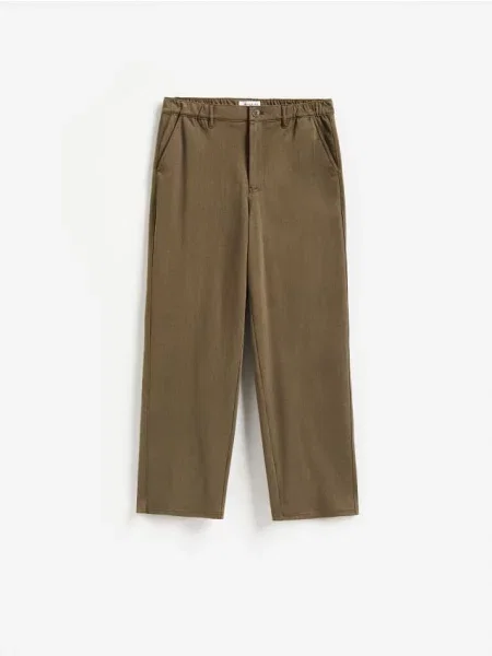 Reserved Pantaloni straight fit verde