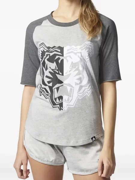 Legginsy Adidas do biegania z nadrukiem z dekoltem w serek czerwone