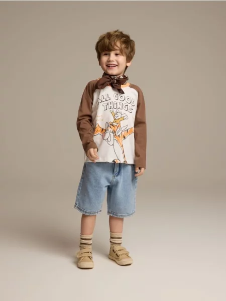 Reserved Tricou Winnie the Pooh cu mânecă lungă crem