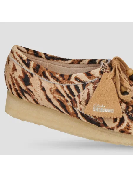 Pantofi Clarks Originals maro