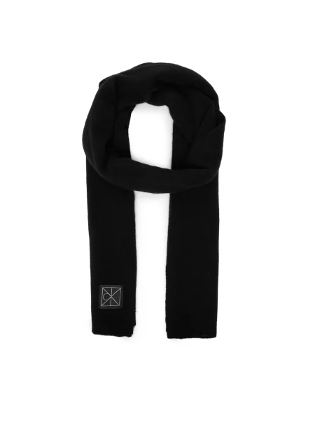Calvin Klein Зимен шал Emblem черен