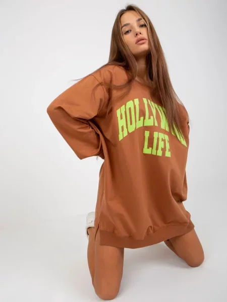 Hanorac Fashionhunters cu inscripții verde