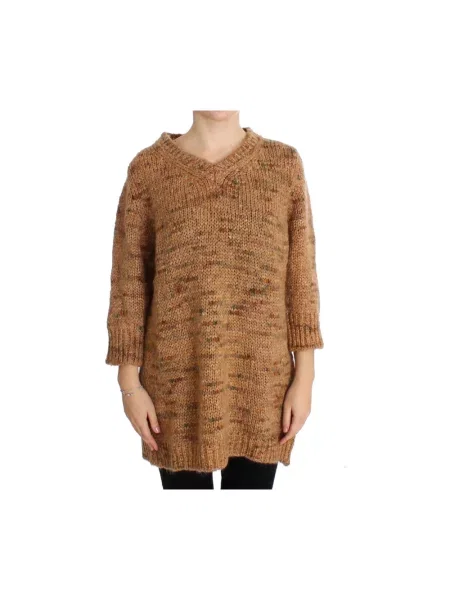 Sweter Pink Memories wełniany z dekoltem w serek różowy