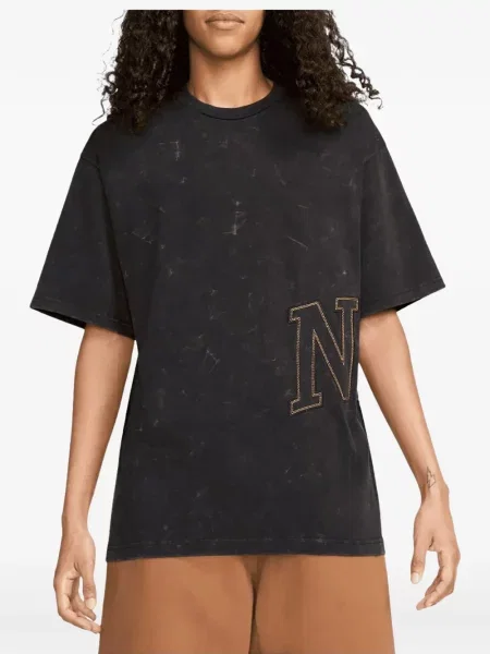 Fleecové běžecké kraťasy Nike s vázáním červené