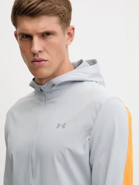 Демисезонная куртка Under Armour серая