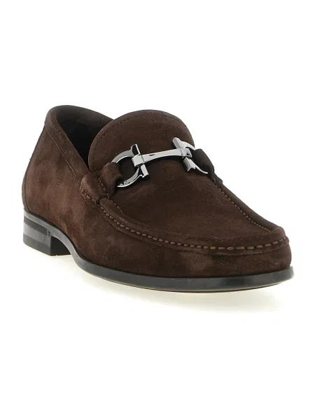 Półbuty Ferragamo zamszowe brązowe