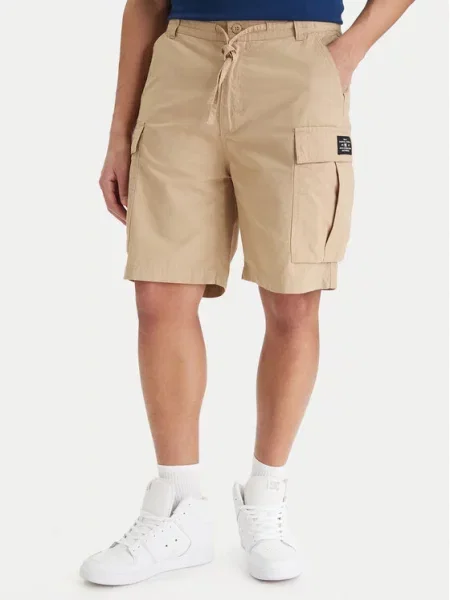 Šortky z materiálu DC Shoes béžové