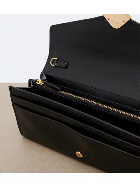 Colier Fendi din piele negru