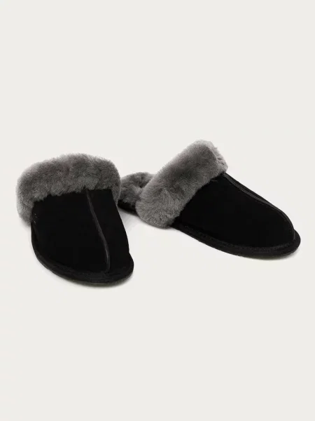 Замшевые тапочки Ugg