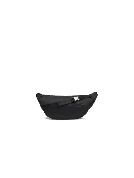 Calvin Klein Torbica oko struka Sleek Waistbag Sling crna