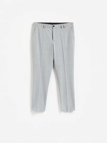 Reserved Pantaloni slim fit clasici deschis gri
