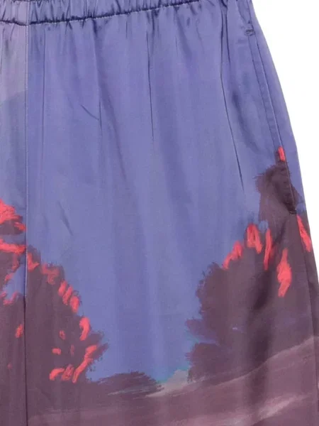 Pantaloni Lacoste cu broderie violet