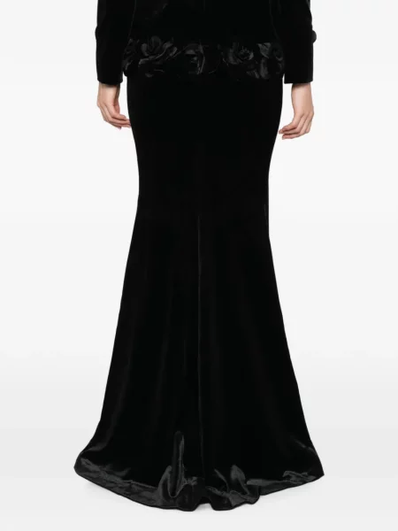 Top Adamaris cu model floral cu aplicații negru
