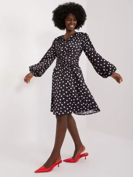 Rochie de cocktail Fashionhunters cu mâneci bufante de costum negru