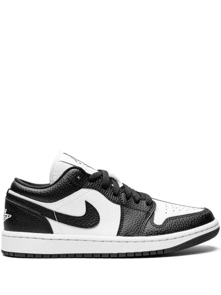 Sneakerși Jordan alb
