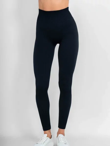 Спортивные однотонные лосины чорні