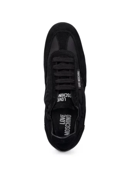 Szarvasbőr sneaker Love Moschino autogrammal fekete