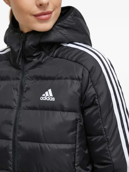 Sneakerși Adidas Superstar cu dungi cu glugă cu blană alb