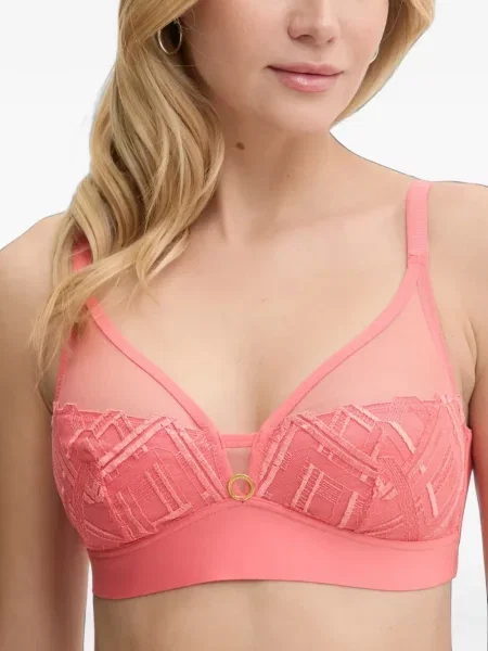 Sutien Chantelle cu broderie plasă roz