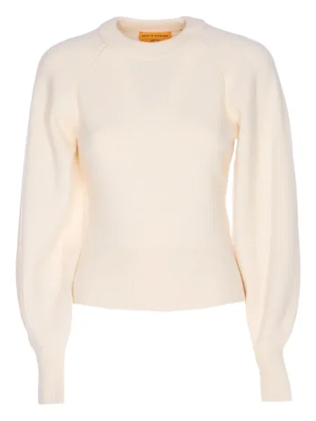 Кашмирен топ Guest In Residence бяло