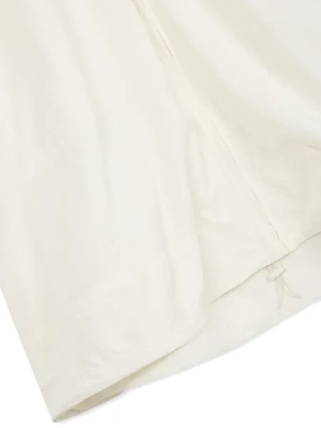 Rochie mini Studio Tomboy cu glugă scurtă de costum alb