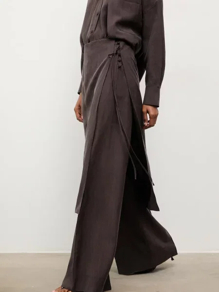 Answear.LAB hlače za žene smeđa