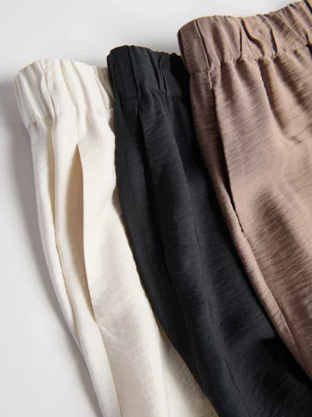 Брюки Reserved бежевые