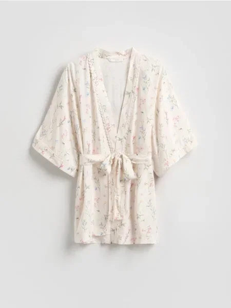 Reserved Halat de casă din cu model nude