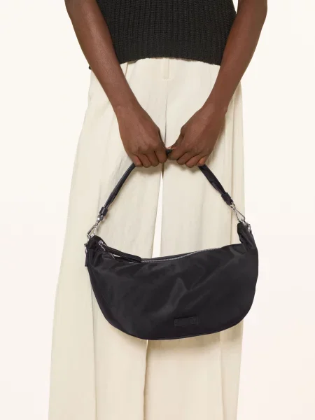 Torebka crossbody Marc O'polo z paskiem czarna