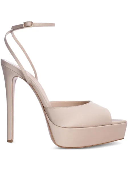 Полуотворени обувки Andrea Wazen на платформе