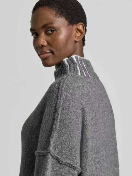 Sweter z dzianiny o kroju relaxed fit ze stójką Apricot