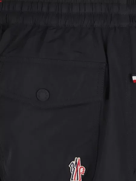 Trčanje hlače Moncler Grenoble s autogramom s vezicama crna