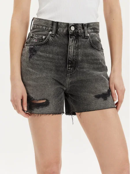 Tommy Jeans Pantaloni scurți de blugi Mom Fit gri