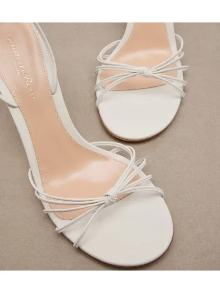 Sandale Gianvito Rossi din piele alb