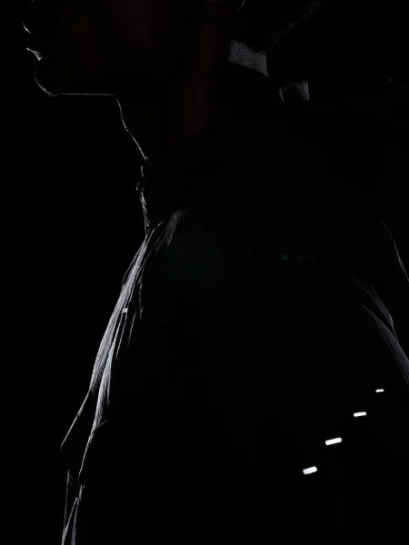 Dzseki Nike fekete