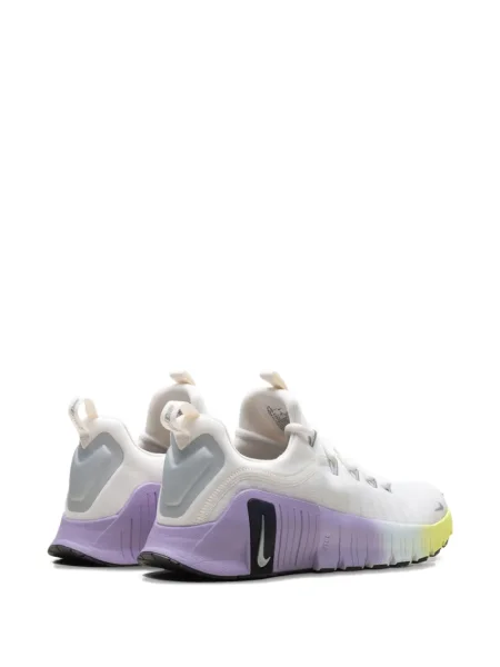 Sneakerși Nike Metcon alb