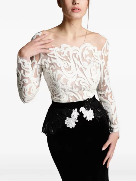 Sukienka Imroska w kwiatki z odkrytymi plecami garniturowa czarna