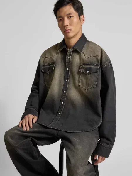 Koszula jeansowa o kroju relaxed fit z efektem znoszenia Vetements
