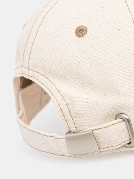 Calvin Klein Czapka z daszkiem Écru beżowa