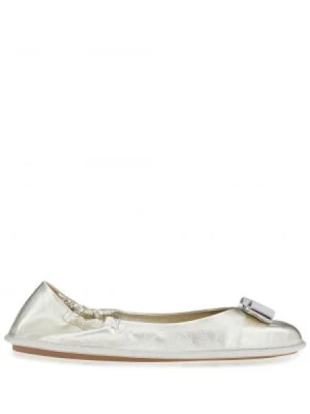 Balerini Ferragamo argintiu