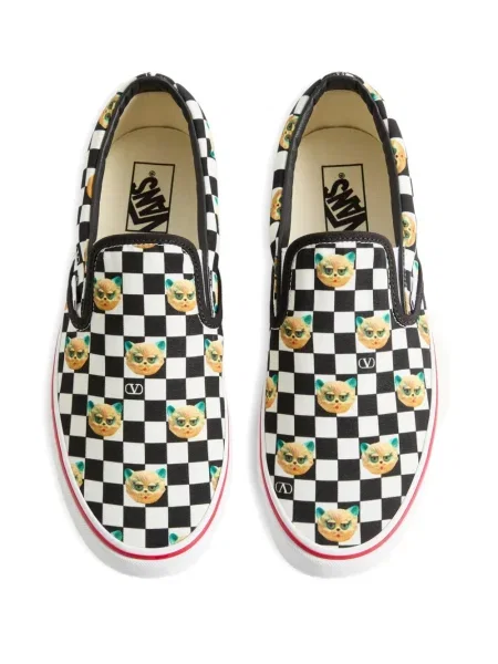 Slip-on маратонки Valentino Garavani с принт черно