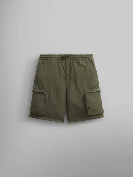Alpha Industries Шорти зелений