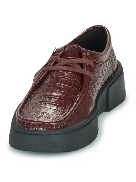 Pantofi Clarks