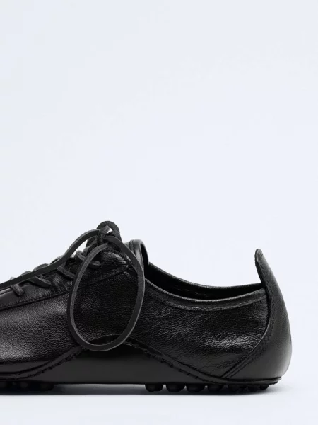 Skórzane buty sportowe z przeszyciem na podeszwie Kobieta 40 MANGO czarny