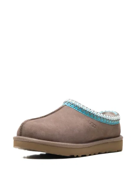Papuci de casă Ugg maro